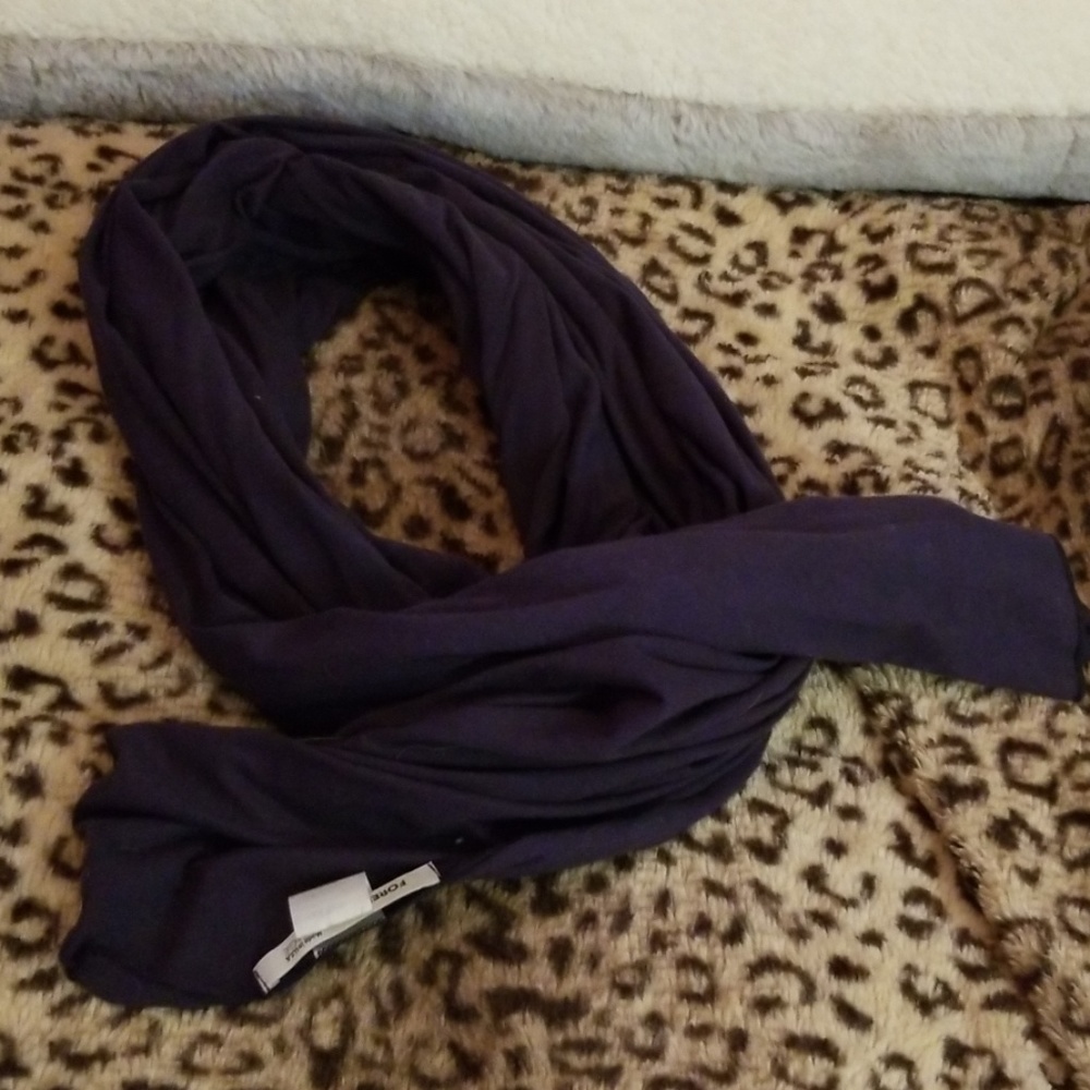 🥳Foreign Exchange Dark Gray Blue Scarf